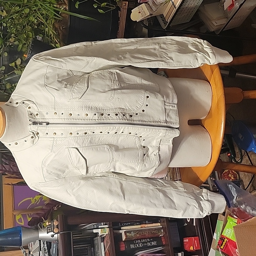 NWT white jacket with brass studs